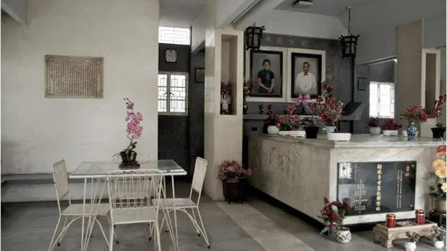 Unik, Makam Mewah Ini Dihuni Orang Meninggal dan Hidup