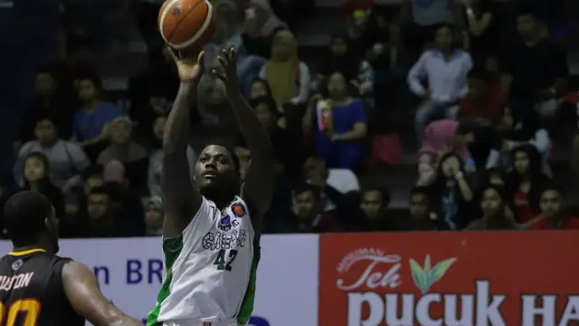 Pacific Caesar Surabaya, Anton Waters, IBL