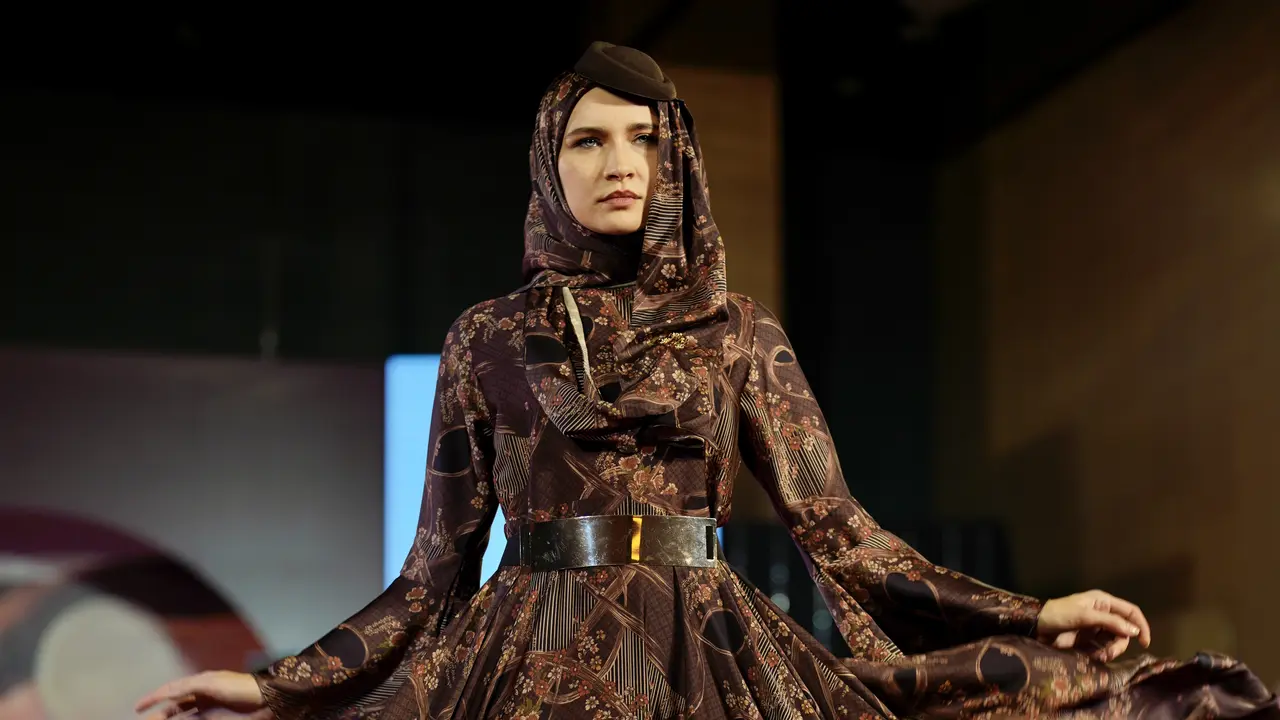 Heaven Light Wakili Indonesia Eksis di Panggung Runway Dubai Modest Fashion Week