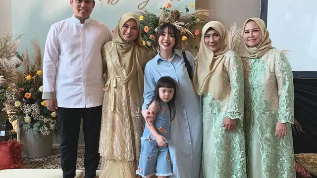 Gisela Anastasia menghadiri acara syukuran Chacha Frederica. (Foto: Dok. Instagram @gise_la)