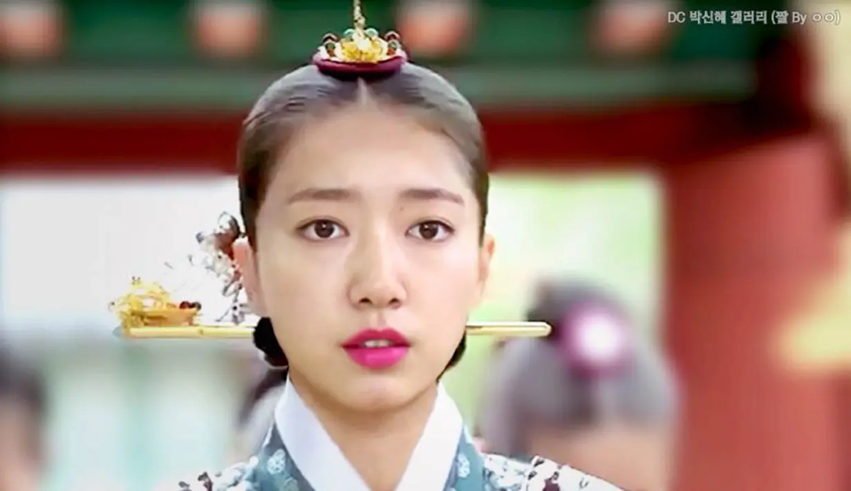 Aktris Park Shin Hye kembali ke zaman dinasti Joseon untuk film terbarunya, “'Royal Tailor'. (soompi.com)