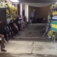 Jenazah ayahanda Ariel NOAH, rencananya akan dikebumikan hari ini pukul 10.00 WIB TPU Nagrog, Ujung Berung