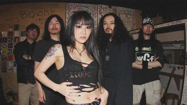 Ini Dia 10 Cewek Metal Terseksi Sedunia