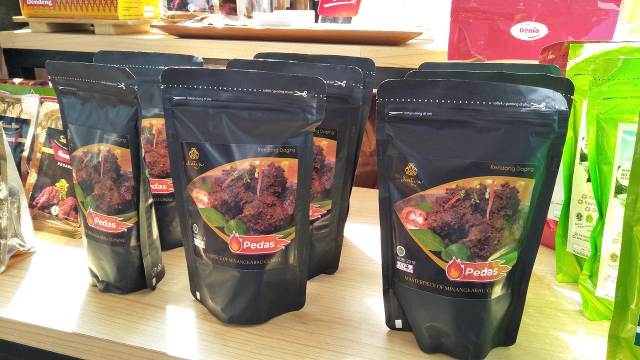 Rendang Katuju UMKM Binaan BNI (Liputan6.com/Septian Deny)