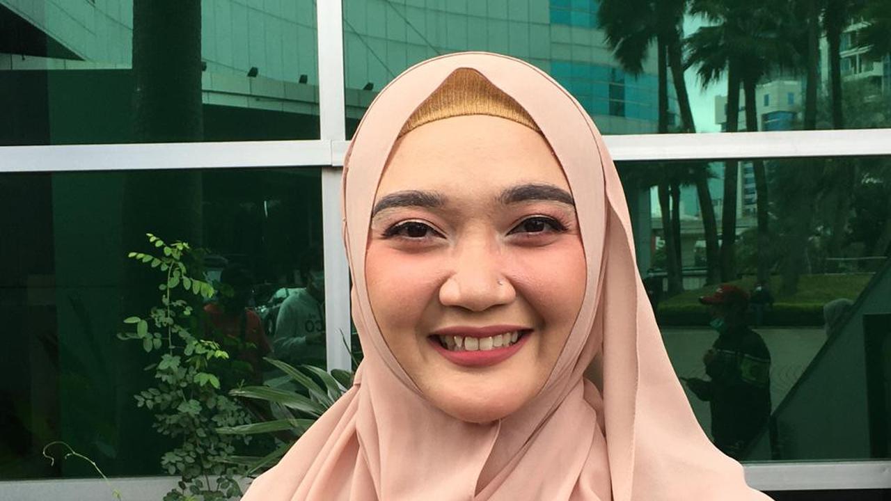 Penyanyi religi Sulistyowati yang lebih dikenal sebagai Sulis (ist/ Munady Widjaja)