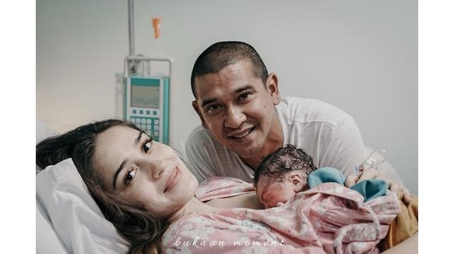 7 Potret Perjuangan Yasmine Wildblood Melahirkan Anak Ke-2, Haru Bahagia