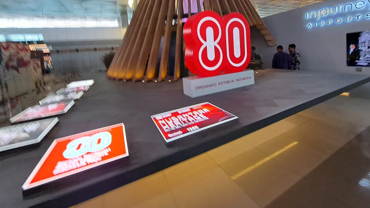 Angkasa Pura Hadirkan Nuansa Waerebo dan Candi Borobudur di Terminal 3 Bandara Soetta