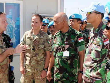 Citizen6, Lebanon: Personel militer dari Italia melaksanakan rotasi tugas di MCOU UNIFIL setiap enam bulan sekali. Satgas yang saat ini bertugas adalah untuk rotasi yang ketujuh. (Pengirim: Badarudin Bakri)