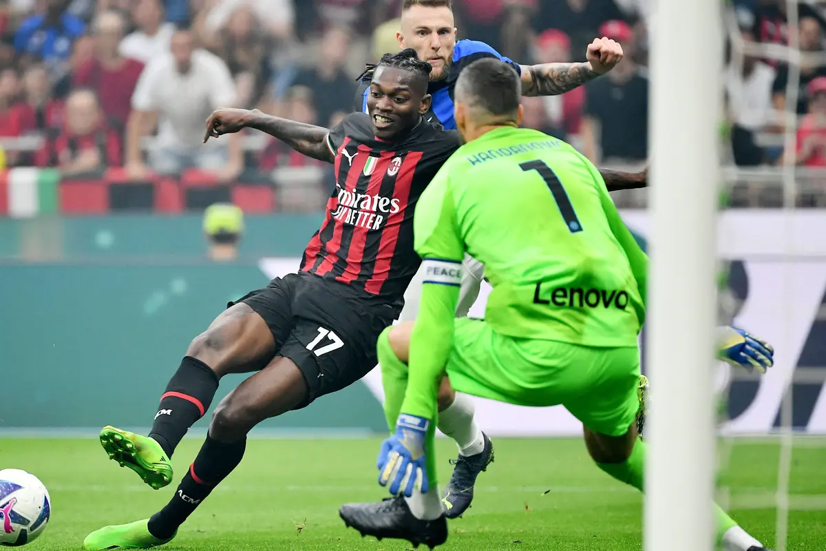 Foto: Rafael Leao Tak Terbendung, AC Milan Bungkam Inter Milan di Liga Italia