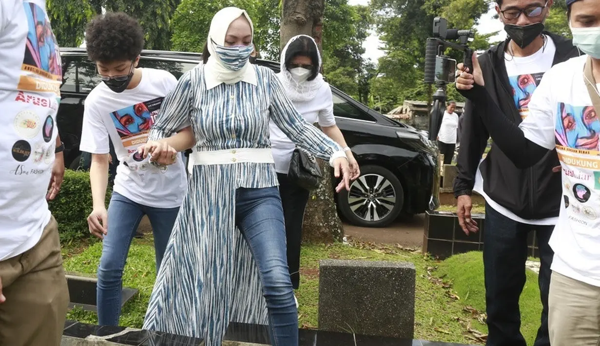 Angelina Sondakh (Muhammad Akrom Sukarya/Kapanlagi.com)