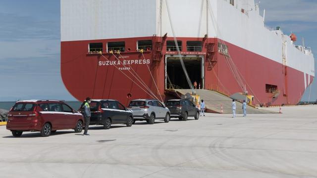 Soft Launching dan Pengoperasian Perdana Pelabuhan Internasional Patimban di Patimban, Kecamatan Pusakanagara, Kabupaten Subang, Minggu (20/12/2020). (Foto: Humas Jabar)