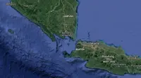 Jarak antara Pulau Jawa dan Sumatera semakin menjauh. (Liputan6.com/ Google Maps)