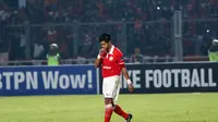 Ekspresi Bambang Pamungkas usai gagal penalty pada laga Torabika SC 2016 di Stadion Utama Gelora Bung Karno, Jakarta (24/6/2016). Sriwijaya unggul sementara 1-0. (Bola.com/Nicklas Hanoatubun)