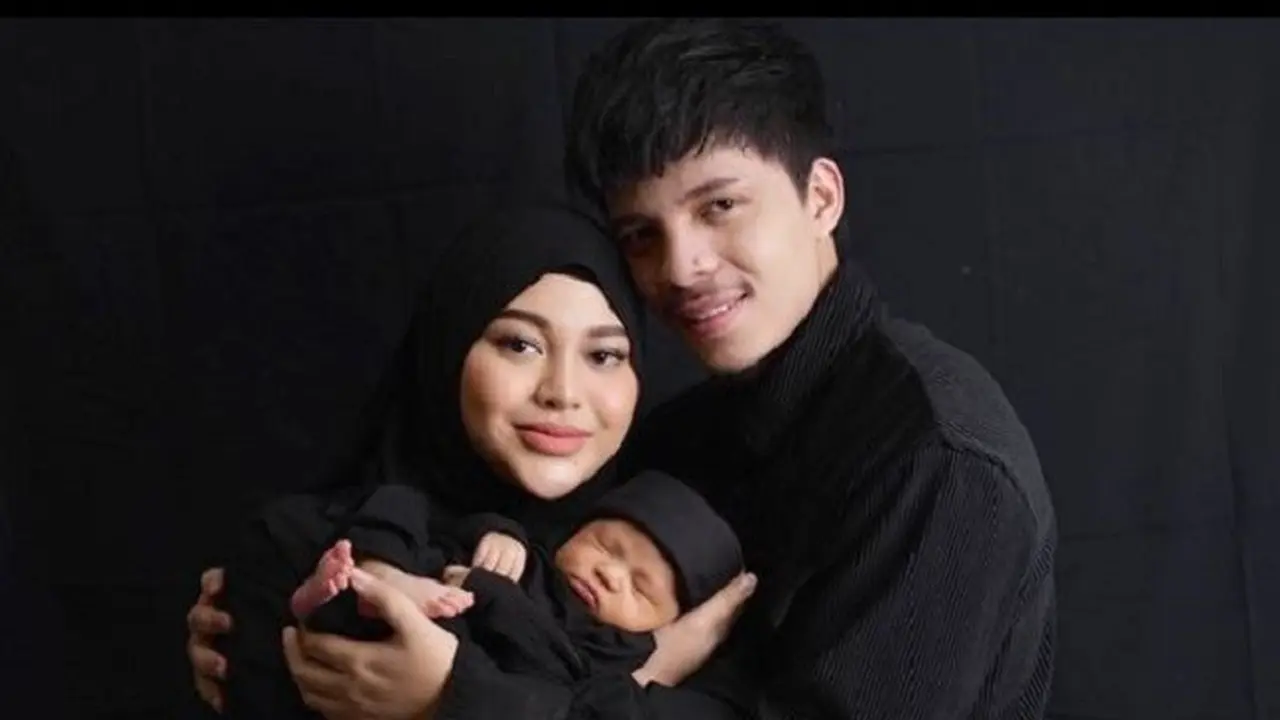 Aurel Hermansyah - Ameera Hanna Nur Atta (Foto: Instagram/@aurelie.hermansyah)