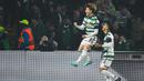 Striker Glasgow Celtic asal Jepang, Kyogo Furuhashi telah mencetak 2 gol dari tiga laga di Liga Champions musim 2023/2024. Kedua gol tersebut dicetaknya masing-masing pada matchday kedua Grup E ke gawang Lazio (4/10/2023) dalam laga yang berakhir 2-1 untuk kemenangan Lazio dan ke gawang Atletico Madrid pada matchday ketiga (25/10/2023) dalam laga yang berakhir imbang 2-2. (AFP/Andy Buchanan)