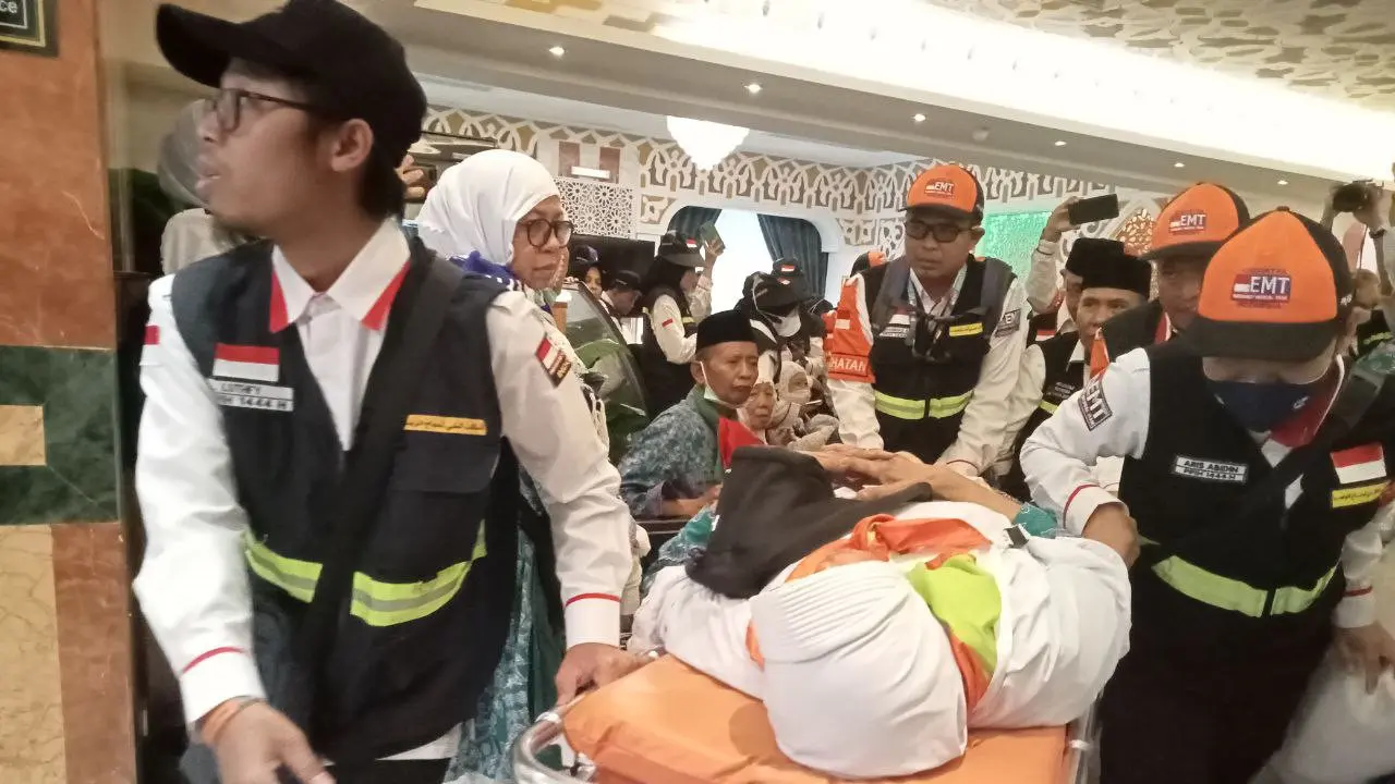 Pemerintah Indonesia melalui Kementerian Kesehatan terus berinovasi dalam melayani jemaah haji. Salah satunya lewat aplikasi TeleJemaah.