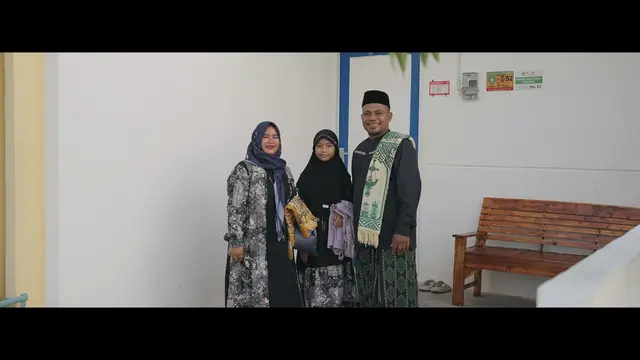 Cerita haru warga Kampung Nelayan Sejahtera Indramayu yang merayakan Lebaran perdana di rumah baru bantuan pemerintah, penuh rasa syukur dan harapan baru.