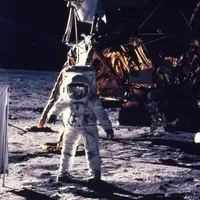 Neil Armstrong menjadi manusia pertama yang menginjakkan kaki di bulan pada 20 Juli 1969. (Sumber NASA)