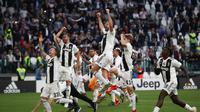 Para pemain Juventus melakukan selebrasi setelah memastikan diri menjadi jawara Liga Italia Serie A 2018-2019.  (AFP / Marco Bertorello)