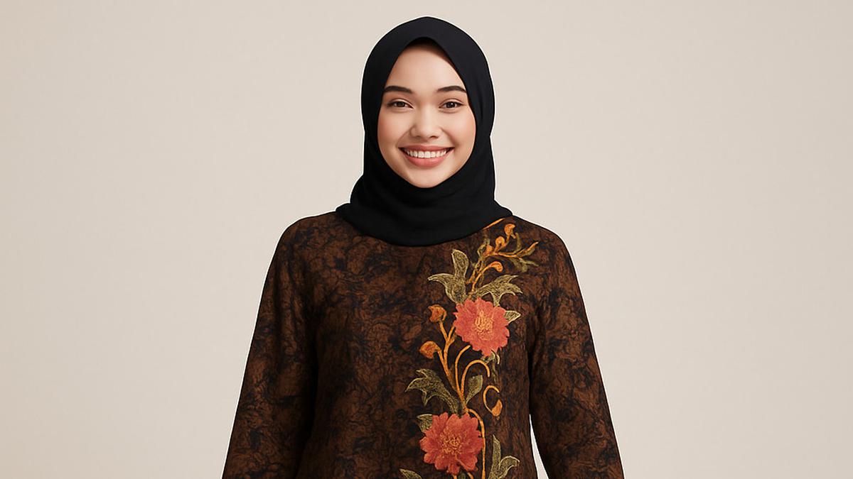 7 Rekomendasi Model Tunik Batik Kombinasi Kain Polos, Stylish dan Elegan