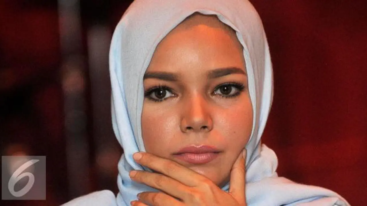 Dewi Sandra
