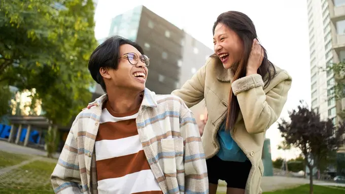 pasangan sahabat cinta bahagia