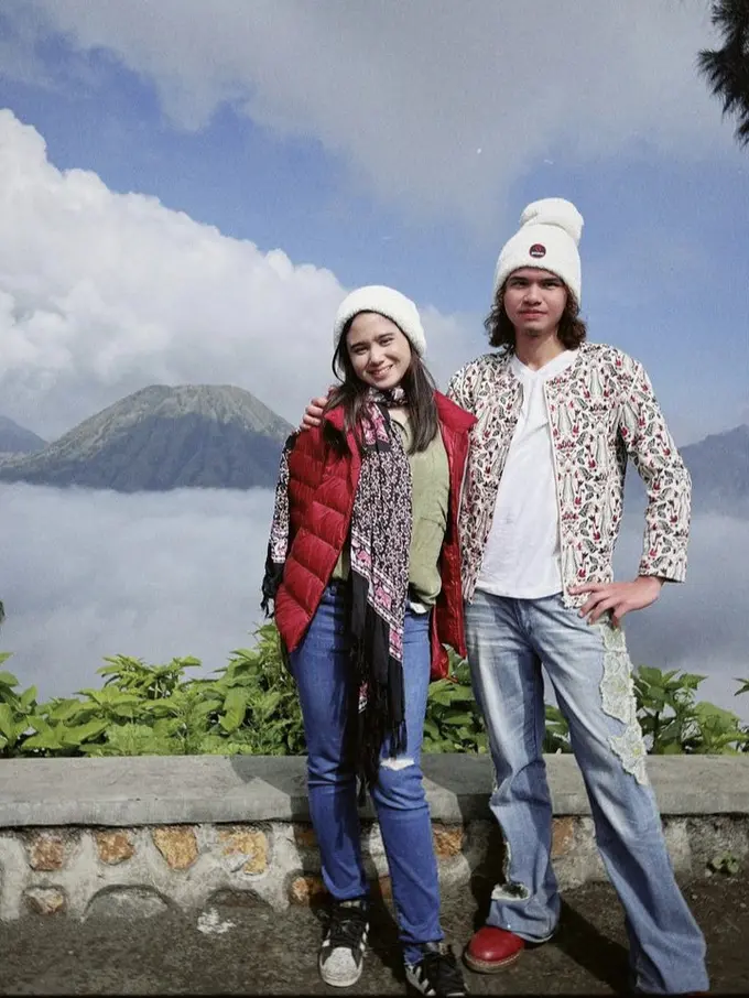 Tampilan Sederhana Tissa Biani Saat Road Trip ke Jawa