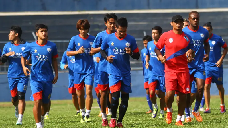 Latihan Arema