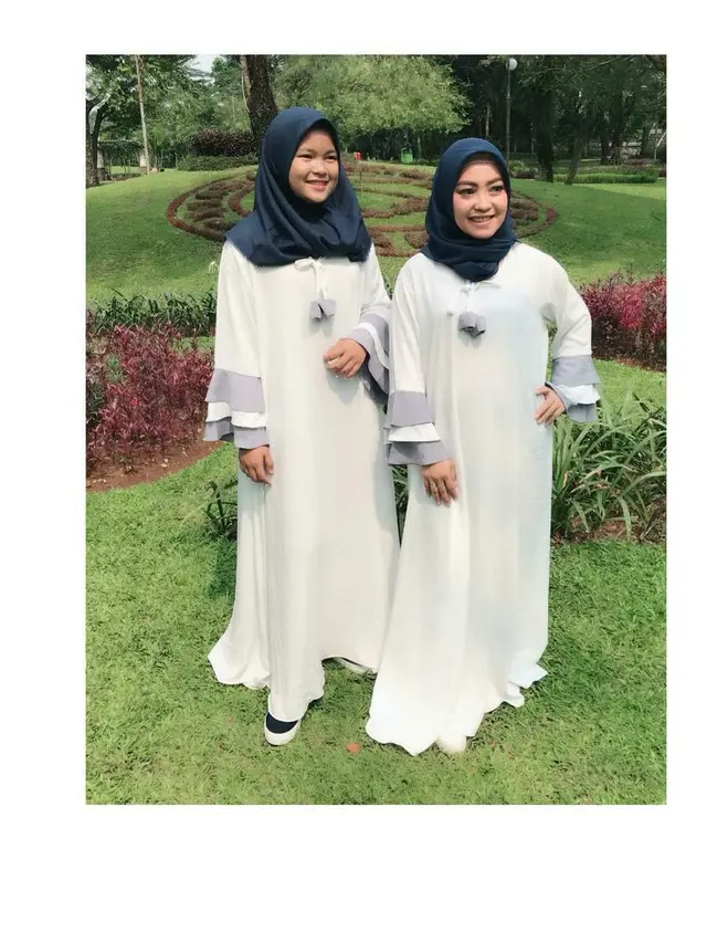 Potret Kenangan Mpok Alpa dan Anak Sulungnya Sherly (Foto: Dok. Mpok Alpa dan Sherly)