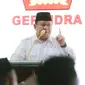 Ketua Umum Partai Gerindra, Prabowo Subianto memberikan arahan saat perayaan HUT ke-15 Partai Gerindra, di Kantor DPP Partai Gerindra, Jakarta, Senin (6/2/2023). HUT ke-15 Partai Gerindra merupakan momen berharga karena dilaksanakan sebelum Pemilu 2024 dan juga untuk melakukan konsolidasi internal untuk semakin memperkuat kekuatan partai. (Liputan6.com/Faizal Fanani)