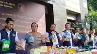 Polisi Tetapkan 8 Tersangka Kasus Impor Ilegal hingga Palsukan Produk Pangan dan Kosmetik