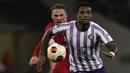 Toulouse merangsek ke posisi 2 dengan torehan 7 poin. (AP Photo/Thibault Camus)