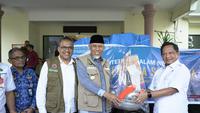 Temui Gubernur Sumbar, Mendagri Tito Serahkan Bantuan untuk Warga Terdampak Bencana