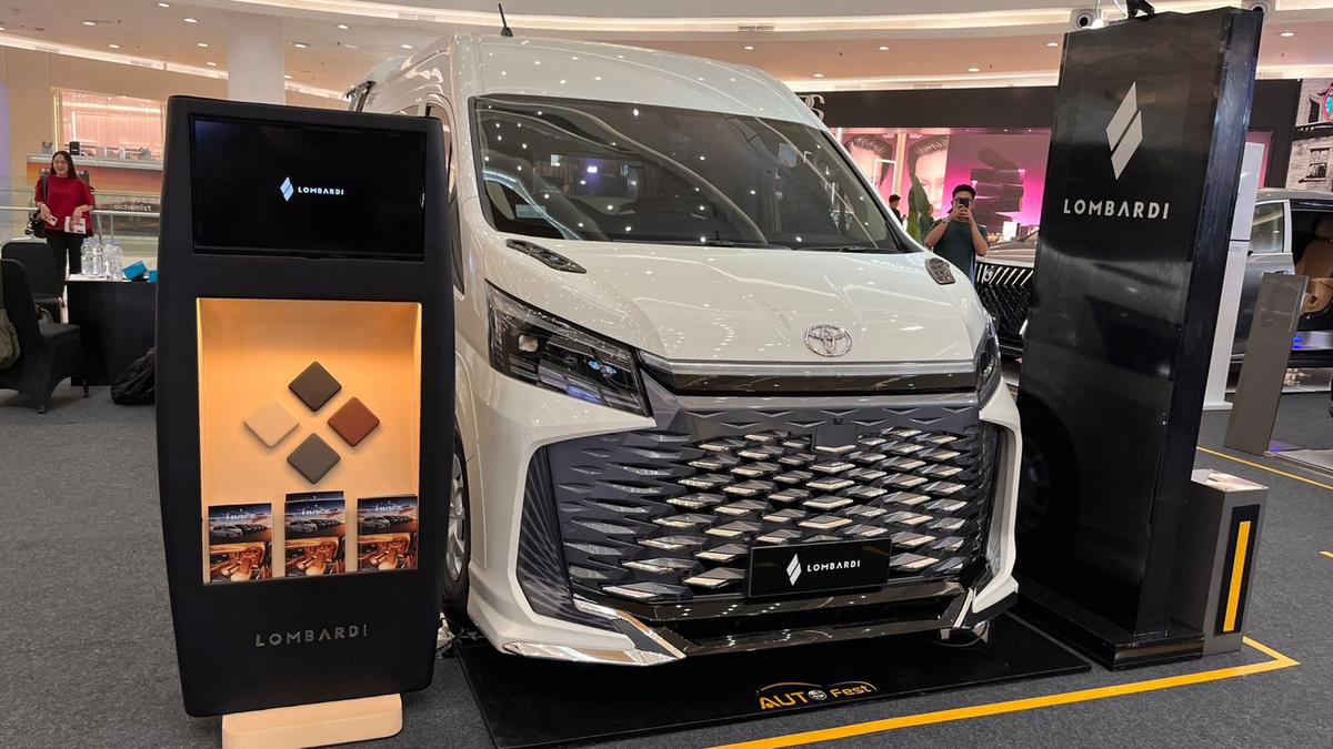 Kabin HiAce Premio Ultimate by Lombardi Tawarkan Kenyamanan Tingkat Tinggi