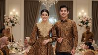 Model Gamis Batik Couple Brokat Elegan Keluarga Besar. Gemini