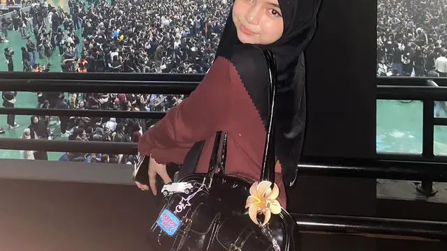 Transformasi Sienna Anak Tunggal Marshanda yang Kini Tumbuh Remaja dan Makin Cantik dengan Hijabnya (credit: instagram/kasyaznna)