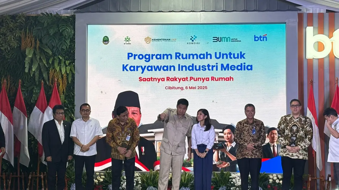 Acara penyerahan kunci rumah kepada para wartawan di Perumahan Gran Harmoni Cibitung, Bekasi, Jawa Barat, Selasa (6/5/2025). (Foto: Liputan6.com/Tira Santia)