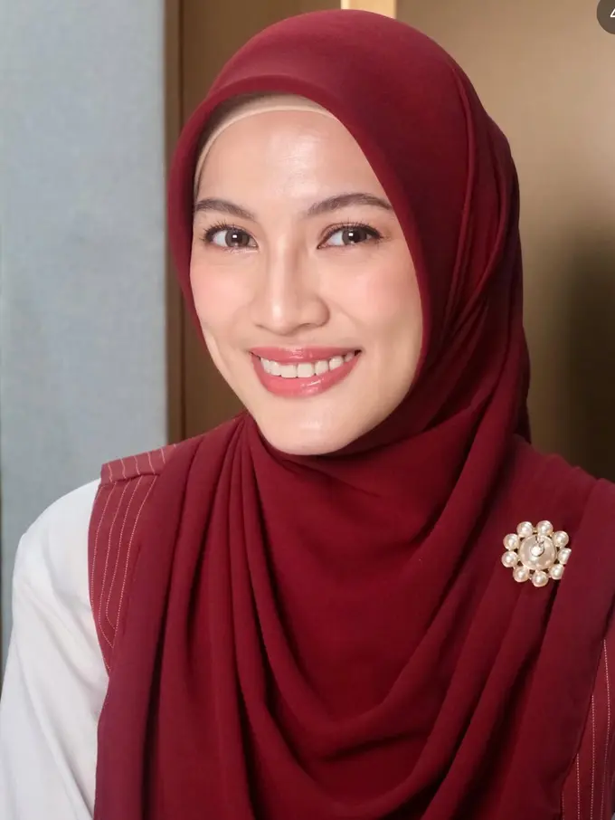 Potret Terbaru Alyssa Soebandono dengan Makeup Flawless