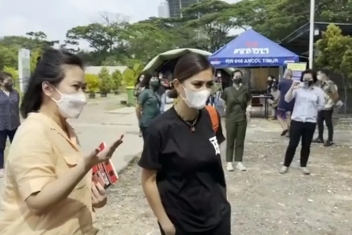 Peduli Covid-19, Ini 7 Potret Klinik Agnez Mo untuk Vaksin Gratis