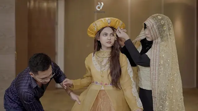 Cover Lagu India, Ini 7 Potret Putri DA Tampil Menawan Bak Seleb Bollywood