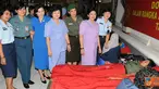 Citizen6, Jakarta: Pelaksanaan kegiatan ini bertepatan pula dengan Apel Bersama Wanita TNI yang diperingati setiap 21 April. Sejumlah Wanita TNI ikut berpartisipasi dalam donor darah ini. (Pengirim: Badarudin Bakri)