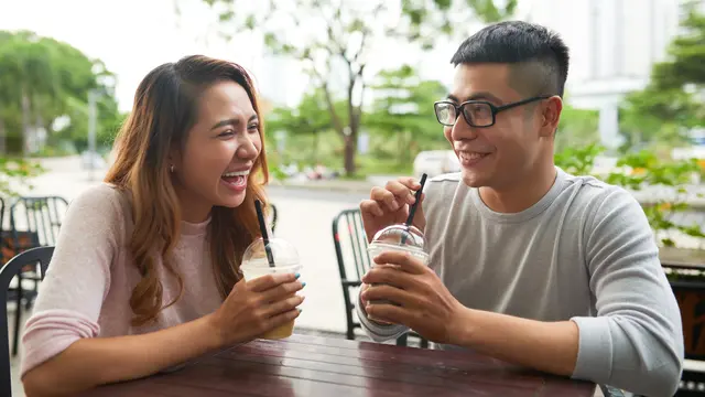 perempuan dan pasangan scorpio