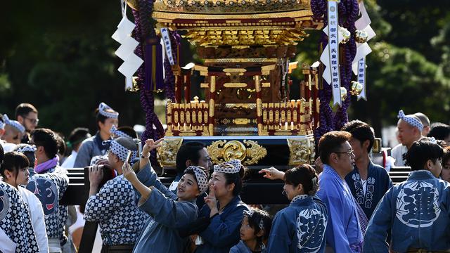 Kemeriahan Perayaan Penobatan Kaisar Jepang Naruhito