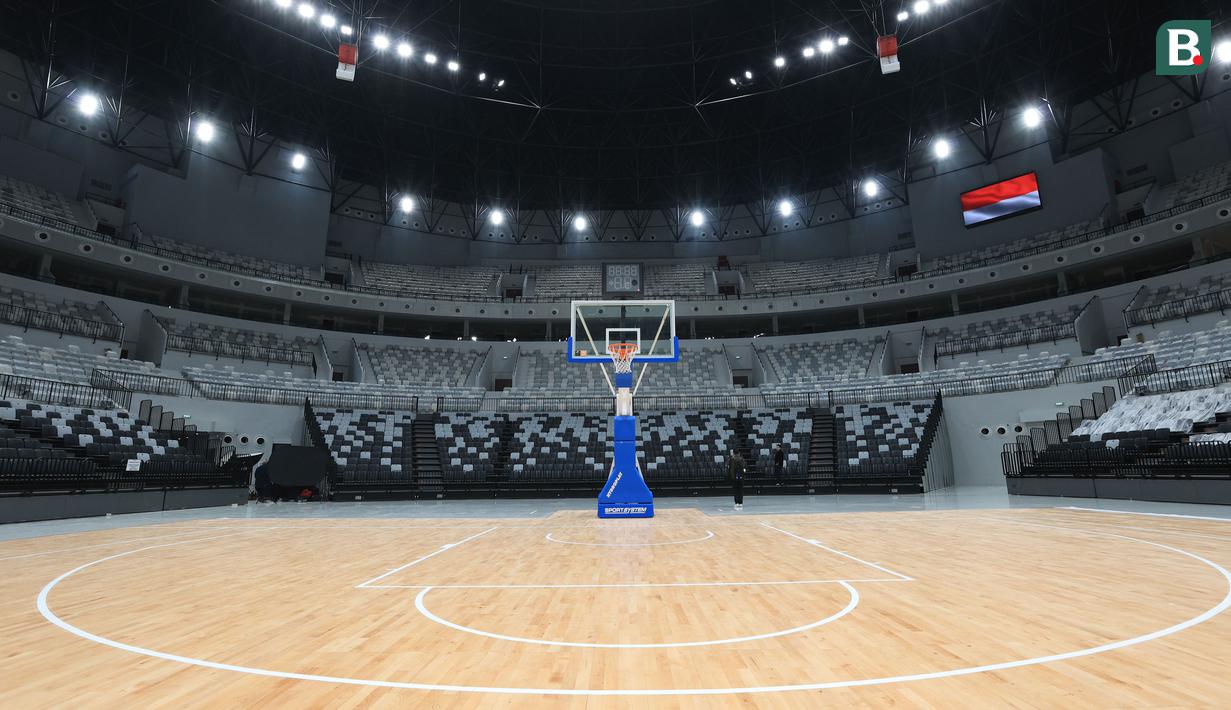 Suasana Lapangan di Indonesia Arena, Senayan, Jakarta, Selasa (11/7/2023). Indonesia Arena ini akan menjadi salah satu venue Piala Dunia Bola Basket atau FIBA World Cup 2023. (Bola.com/M Iqbal Ichsan)