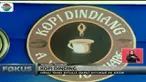 Pelanggan yang datang cukup menuliskan menu yang akan disumbangkan di secarik kertas, lalu ditempel di dinding.