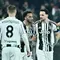Pemain Juventus Cedera Ditabrak Fans Saat Invasi Lapangan Pramusim