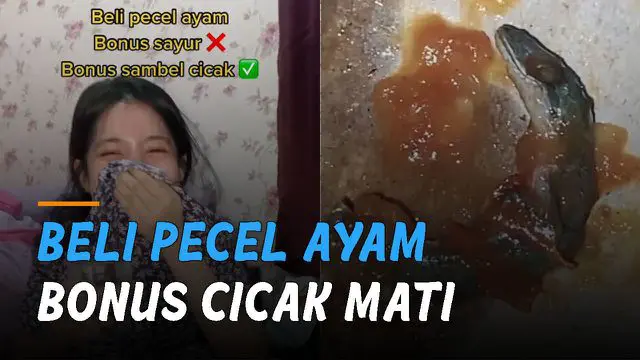 Nasib kurang beruntung dialami dua perempuan ini ketika sedang memakan pecel ayam didalamnya ada cicak mati.