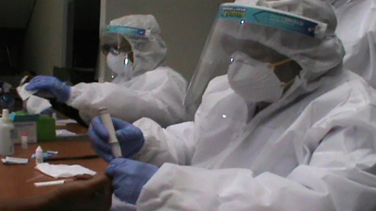 Dua Mobil Laboratorium Berkapasitas 1.800 Tes PCR Tiba di Jawa Timur