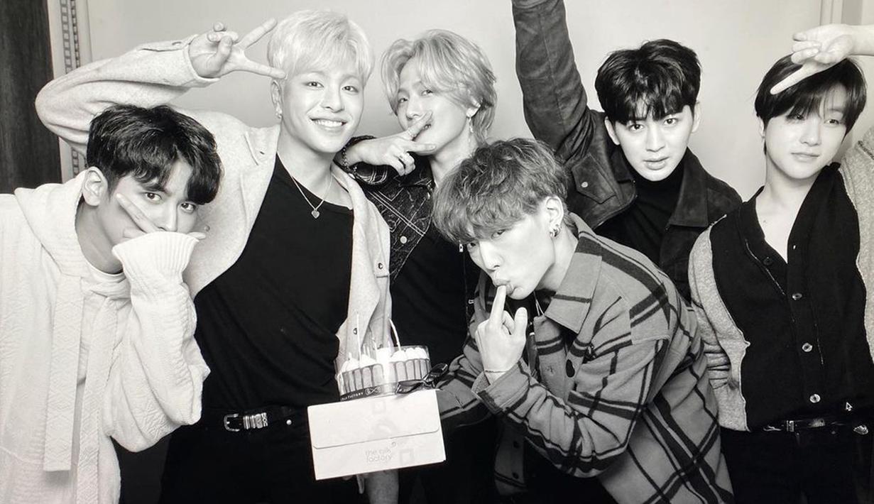 Saat ini, mereka dikabarkan sedang mencari agensi baru untuk mempertahankan grup. Pada Jum'at, (30/12) menurut laporan industri, iKON dikabarkan tandatangani kontrak eksklusif dengan 143 Entertainment. Namun, sementara ini belum ada tanggapan dari agensi mengenai berita tersebut. (Liputan6.com/IG/@sssong_yh)