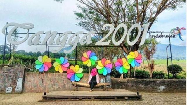 Tangga 2001